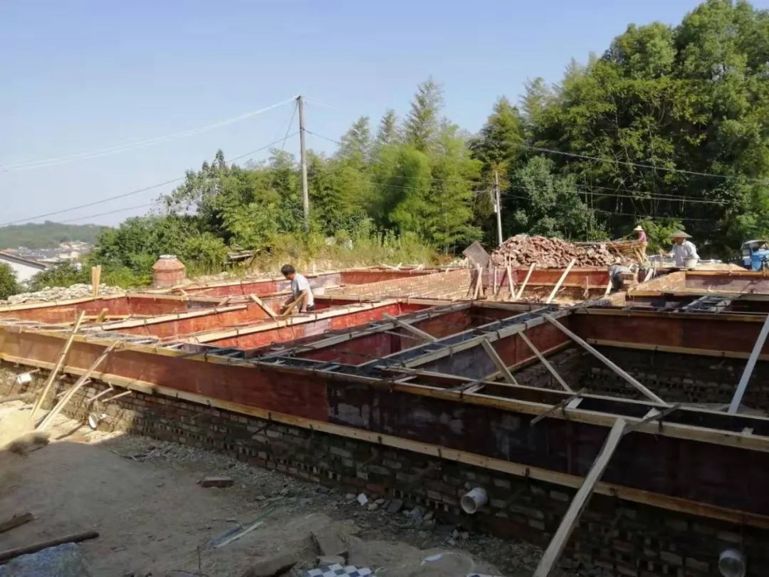 轻钢怎么横扫农村的？谢老板别墅3月建成，依山(图4)