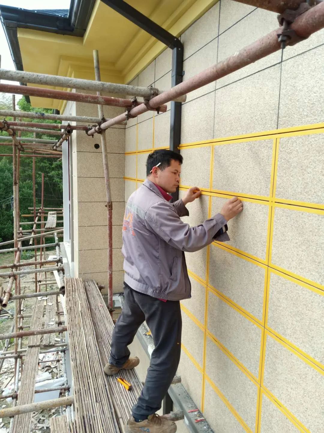 轻钢怎么横扫农村的？谢老板别墅3月建成，依山(图10)