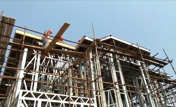轻钢怎么横扫农村的？谢老板别墅3月建成，依山(图8)