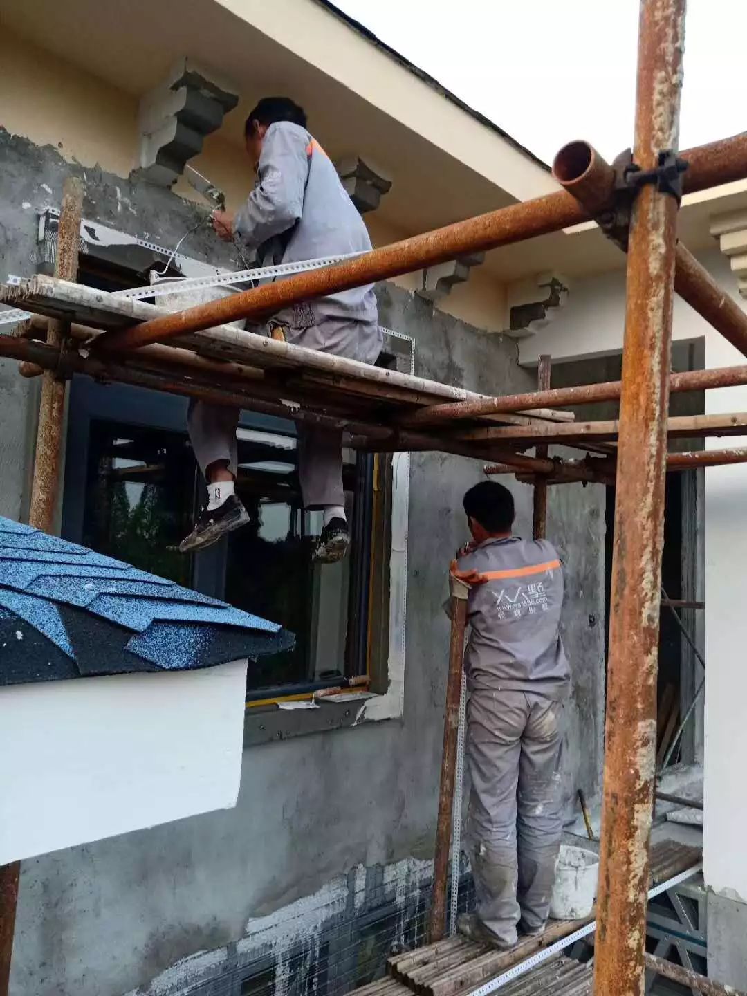 网上传疯了！3个月建成的轻钢别墅惊艳全村(图5)