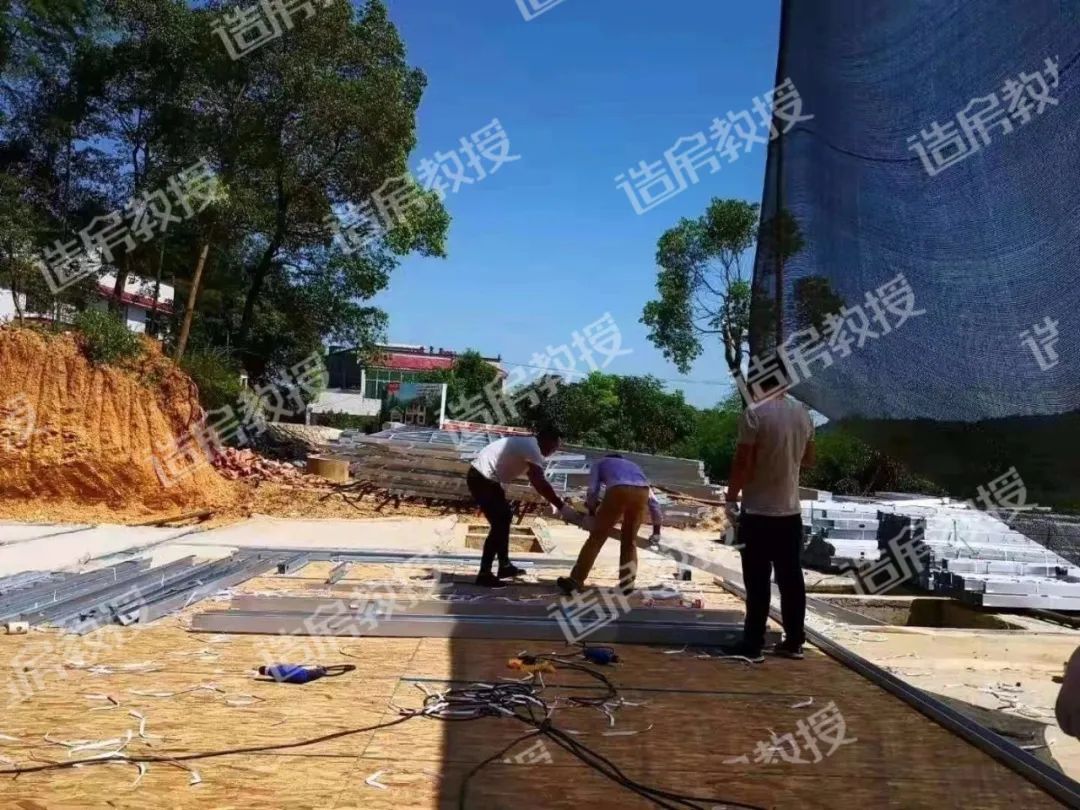 落后的砖混还建吗？庄先生农村建轻钢别墅，加(图1)