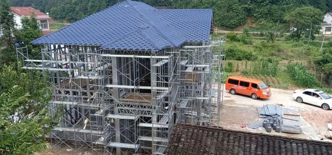 轻钢一打就烂不结实？直击现场看看轻钢是怎么(图6)